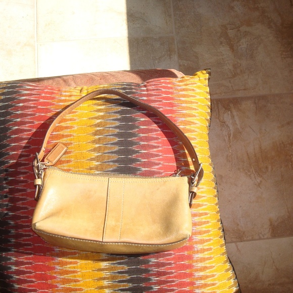 Coach Handbags - Coach -Tan Leather Small Purse